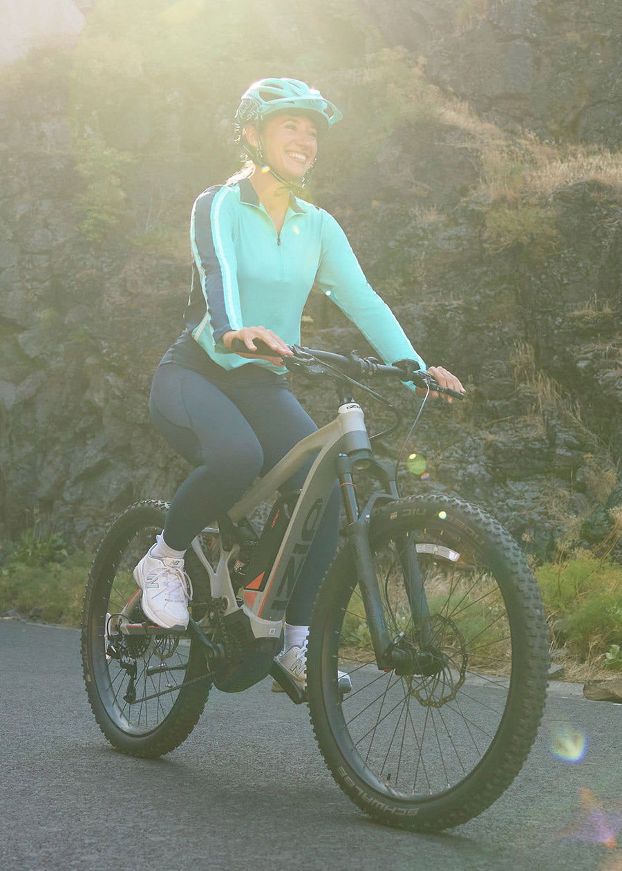 Coolcore® PowerLite Pocket Tight