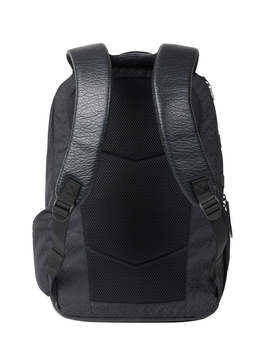 Back view of the Kerrits EQ Backpack, featuring ergonomic, padded shoulder straps for comfortable carrying.