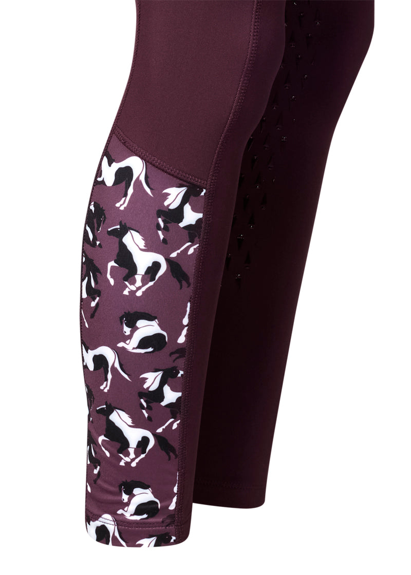 Close-up of the lower leg showcasing the smooth exterior and contrast ankle color