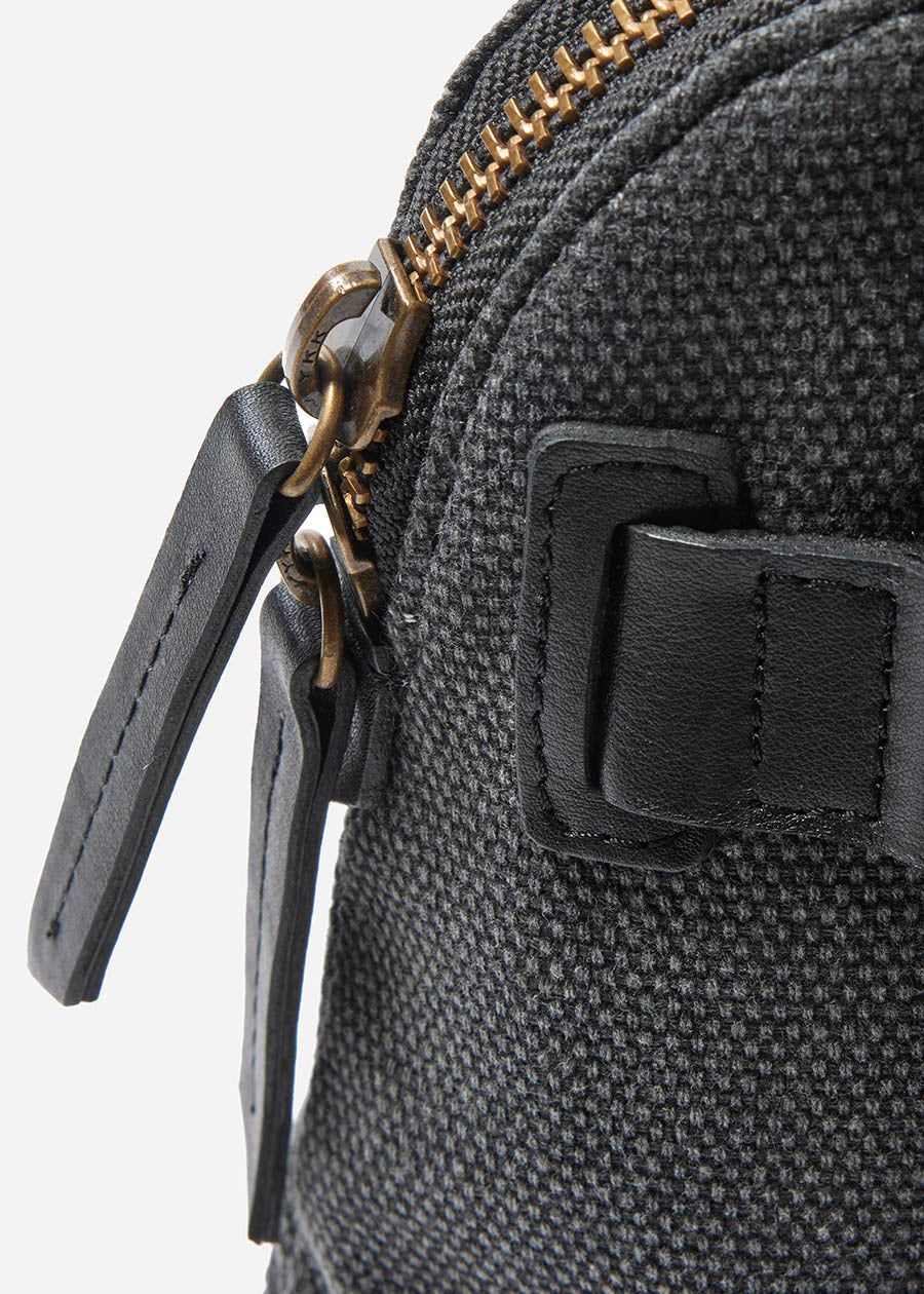 Forever Graphite/ Black::variant::Cobb Purse in Vintage Canvas