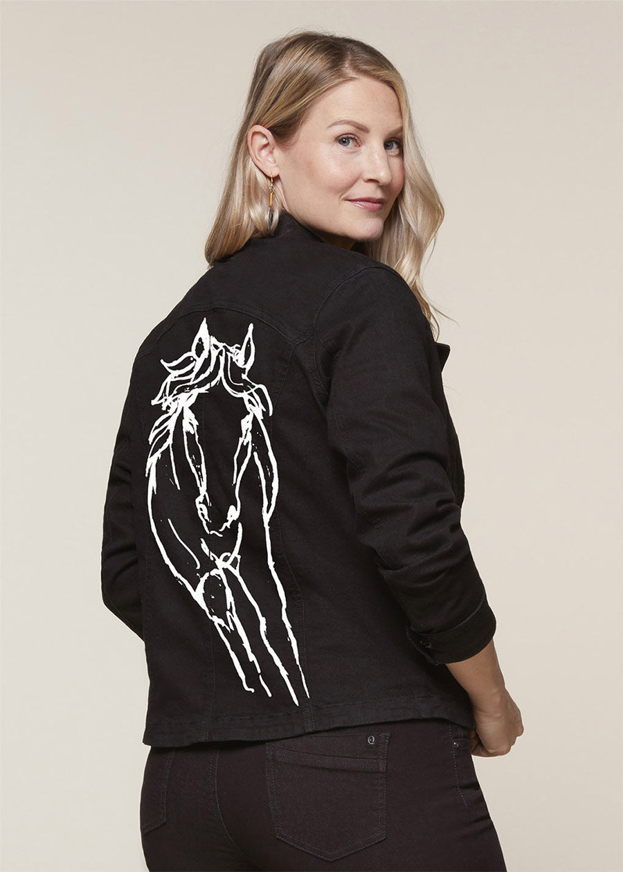 BLACK::variant::In Motion Jacket Animals To Wear