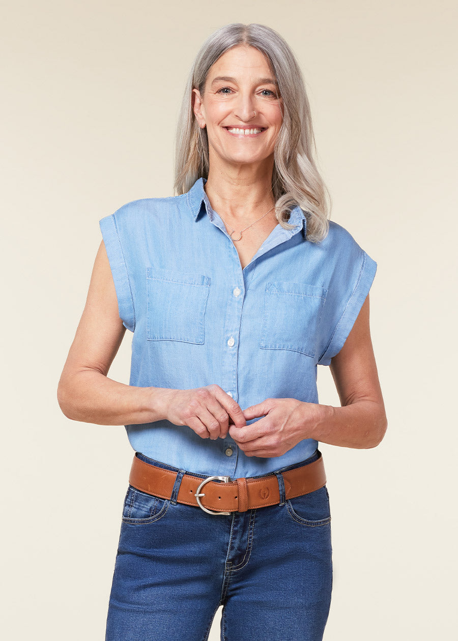 CHAMBRAY::variant::Tencel Rolled Cuff Shirt