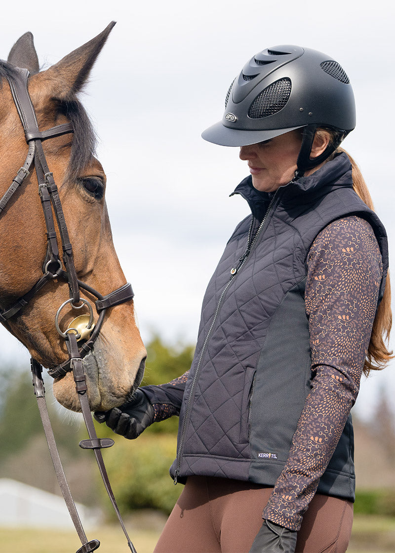 BLACK::variant::Full Motion Quilted Riding Vest