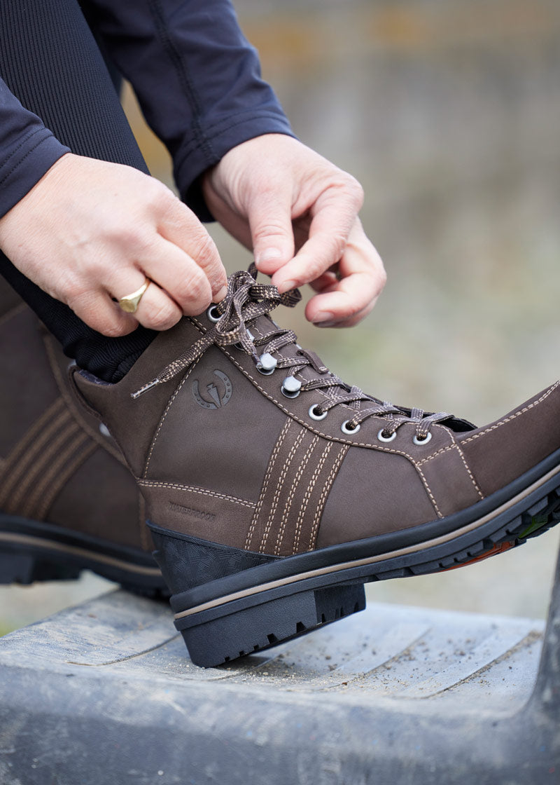 JAVA::variant::Trail Blazer Lace Up Boot