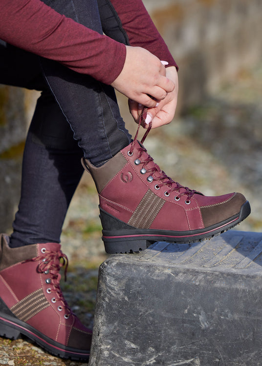 SANGRIA/ JAVA::variant::Trail Blazer Lace Up Boot