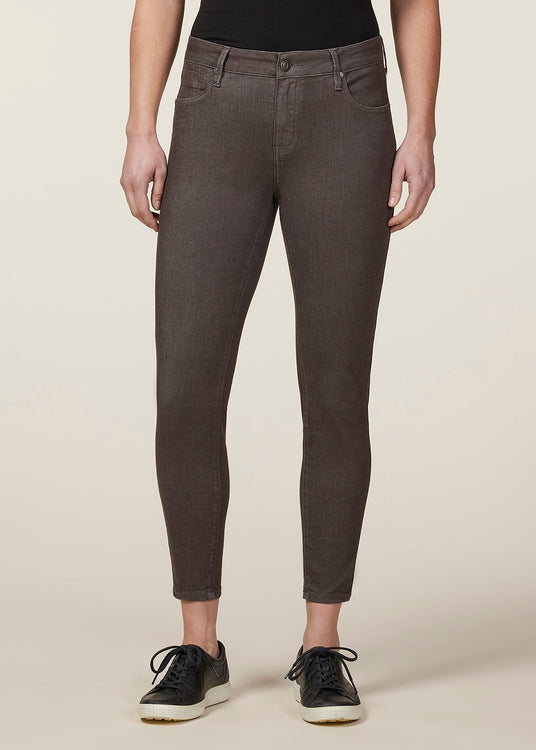 CAPER::variant::In Motion Cropped Pant