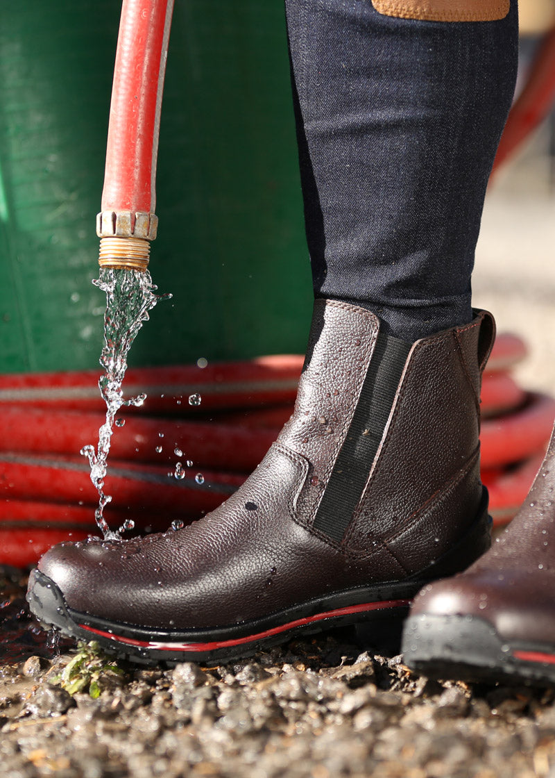 Walnut::variant::Woodstock Waterproof Barn Boot